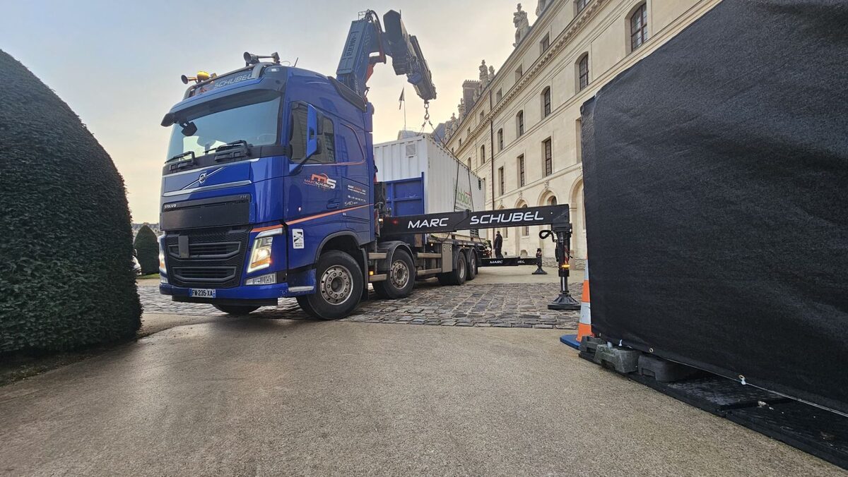 Transport bras de grue 95 tm - Manutention