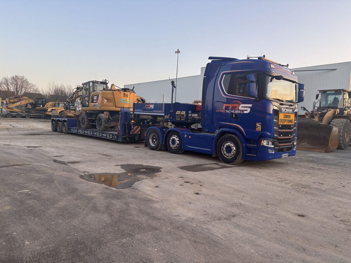 Transport exceptionnel transport d'engin de TP