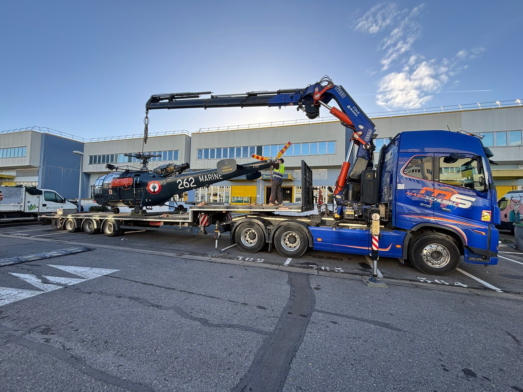 Featured image for “Un chantier technique mené de bout en bout : notre expertise en manutention, transport et logistique”